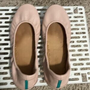 Ballerina Pink Tieks, size 7